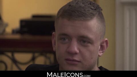 MaleIcons.com - Hunky muscle doctor's anal stretching of tight patient with big cock