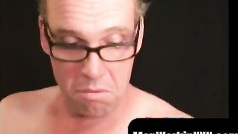 MenWorkinXXX.com - Mature gay man with glasses jerks off his big hard schlong passion