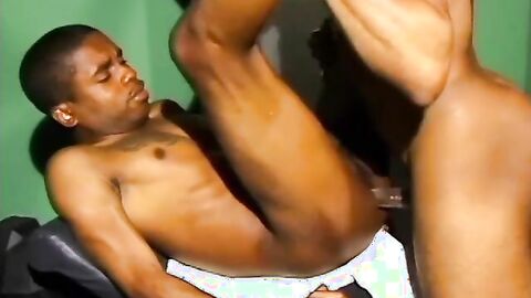 Muscular black dude Genuine seduces his bicurious friend into his first anal sex