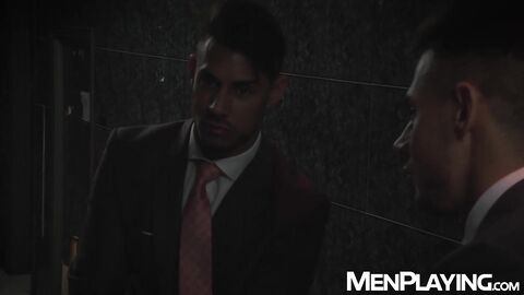 Sergyo Caruso and Xavi Duran hot encounter at the gents bathroom