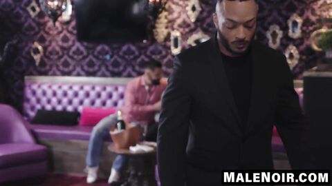 MaleNoir.com - Alpha males Avery and Ricky in a cock pleasing flip flop