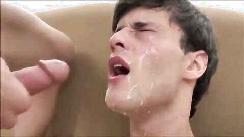 Big Cock Twink Amateur Shoots His Load