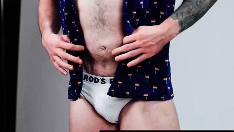 NextDoorXXX.com - Derek Kage Devin Franco show off abs in photoshoot