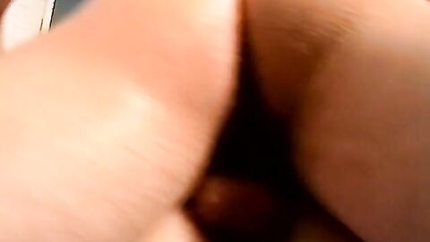 Young amateur licks fat chicks pussy and fucks her hardcore