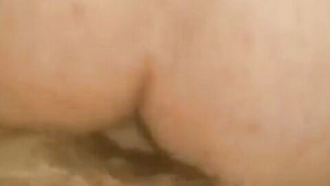 Bareback Amateur Video of a Lebanese Gay Couple in a Hotel