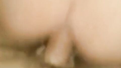 Bareback Amateur Video of a Lebanese Gay Couple in a Hotel