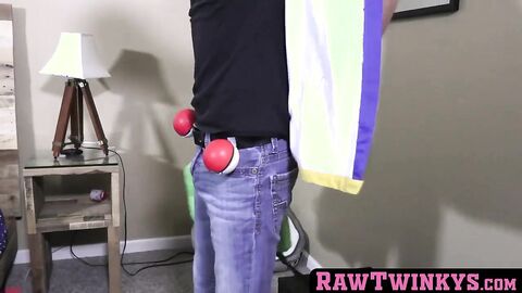 RawTwinkys.com - Cameron Hilander breeds Kyle Rhodes after wild party night