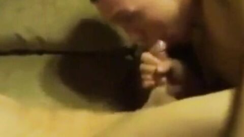 Twink's Morning Blowjob