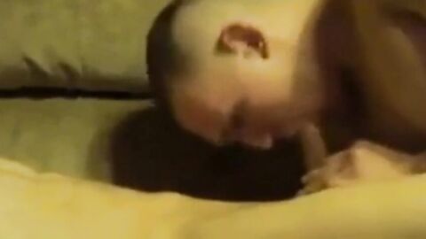 Twink's Morning Blowjob