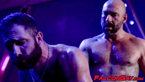 Bearded Jake Nicola services Drew Sebastian and rides his giant dick