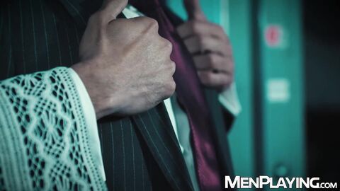 Denis Vega stretches Oskar Ivans tight ass with his muscular cock