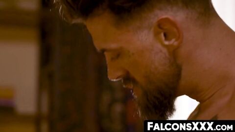 FalconsXXX.com - Ashley deepthroats his surfer buddy's hairy cock