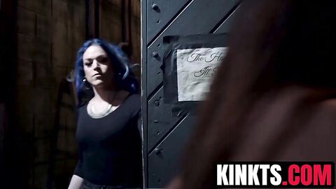 TS babes Venus Lux Jessica Foxx and Kelli Lox dominate Cheyenne Jewel