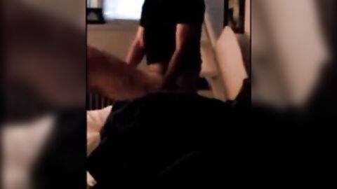 Bareback Fuck with a Hunk