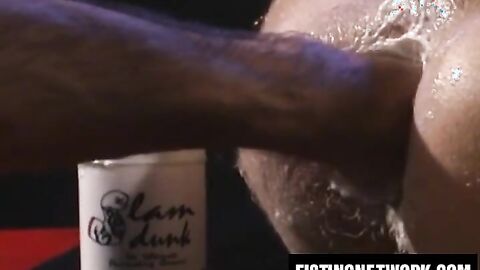 Marco Montana delivers hardcore anal fuck and fisting to Jerek