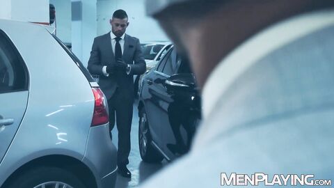 Hunk Ricky Blue caught scammer Jonathan Miranda and bangs him hard