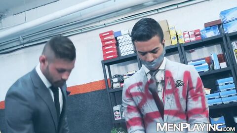 Hunk Ricky Blue caught scammer Jonathan Miranda and bangs him hard
