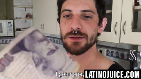 Slender straight guy glazed after double penetration