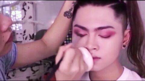 Asian Princess: Emo Crossdresser's Vintage Webcam Show