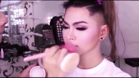 Asian Princess: Emo Crossdresser's Vintage Webcam Show