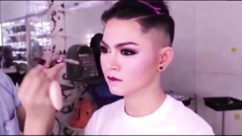 Asian Princess: Emo Crossdresser's Vintage Webcam Show