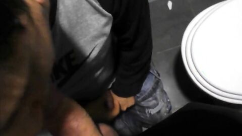 Bucuresti Blowjob - Amateur Gay Cock Sucking