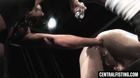 CentralFisting.com - Wilfred Knight's ass prolapses from Mathieu Paris' fist