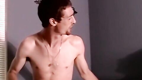 JoeSchmoeXXX.com - Amateur butt pirate receives a blowjob from skinny gay