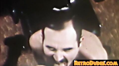 RetroDudes.com - Mature general barebacks young soldier on his office desk