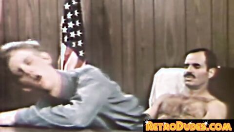 RetroDudes.com - Mature general barebacks young soldier on his office desk