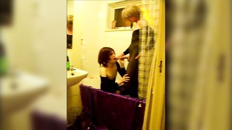 Shower Sluts: Big Cock Emo Crossdresser Fucks Young Amateur