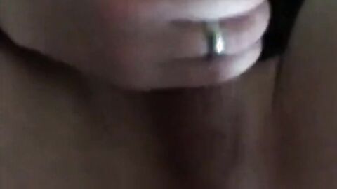 Crossdresser Amateur Se Fait Enculer Et Jouit