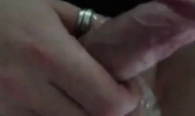 Crossdresser Amateur Se Fait Enculer Et Jouit