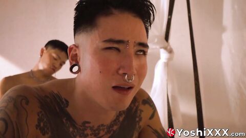 Sammy Sins rams giant dildo into Yoshi Kawasaki and ruin his ass