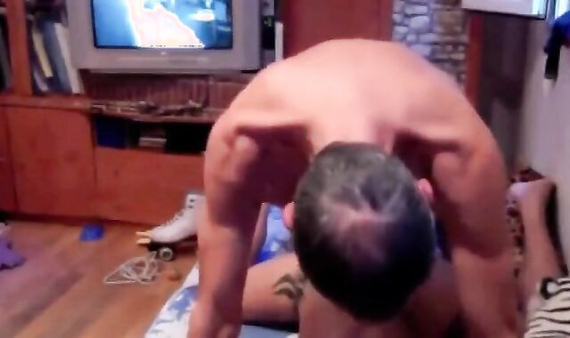 Bareback Mexican Daddy Breeds Twink on Webcam