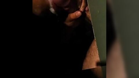 Understall Cruising: Suck and Cum
