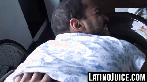Straight Latino offers his tight hole for quick cash
