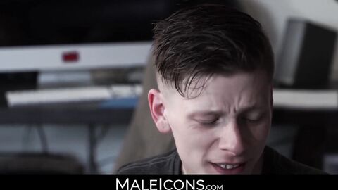 MaleIcons.com - Pale twink's lovemaking session with beefy stepdaddy in pronebone pos