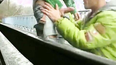 Amateur Outdoor Ficken mit Zwei Deutschen