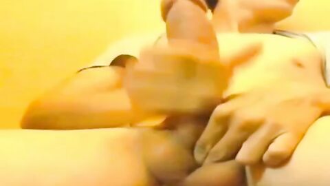 Huge Cock Twink Amateur Masturbates on Webcam