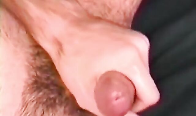Justin with a sexy and lean body is a total power bottom