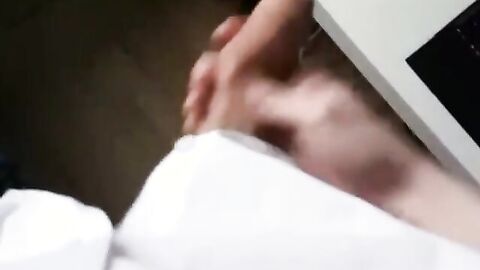 Uncut Cock Wank - So Geil Gewichst