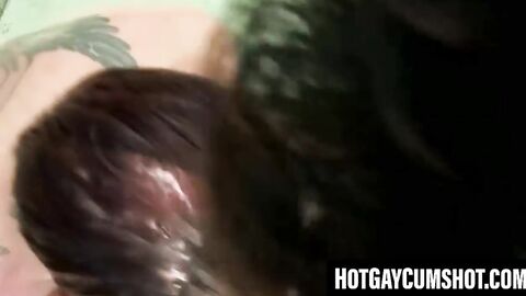 Amateur studs Damien and Tristan share oral pleasure