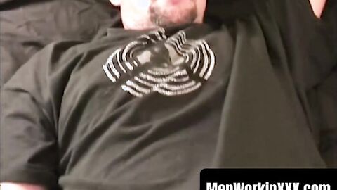 MenWorkinXXX.com - Anal play and solo masturbation with mature old gay dude