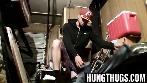 American twink jerks load in a greasy garage