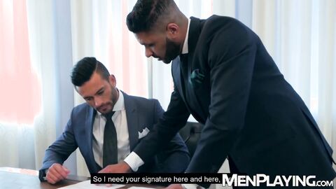 Hunk Pierre Alexander offers Andy Star kinky additional services