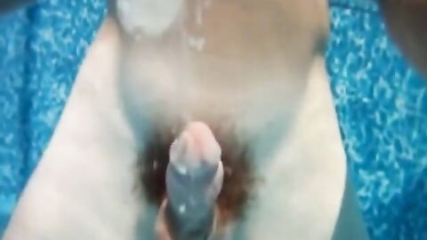 23 Massive Squirts: Amateur Underwater Adventure