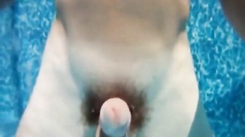 23 Massive Squirts: Amateur Underwater Adventure