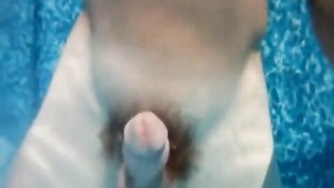 23 Massive Squirts: Amateur Underwater Adventure