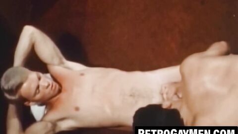 Athletic cock hungry homos devour dick in threesome